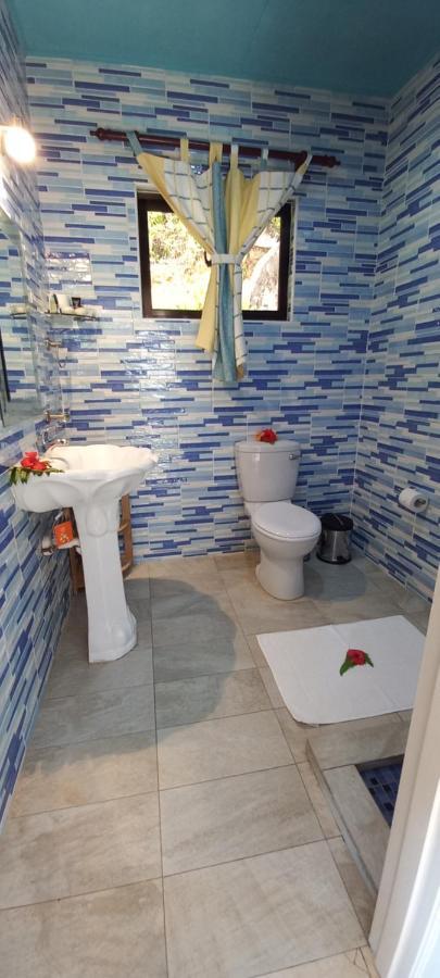 Les Elles Guesthouse Self Catering Baie Lazare  外观 照片