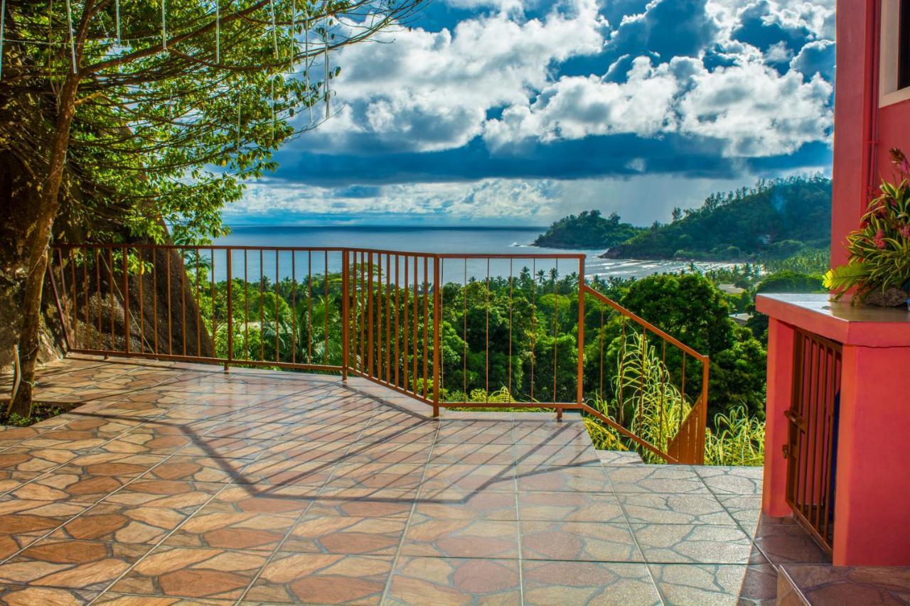 Les Elles Guesthouse Self Catering Baie Lazare  外观 照片